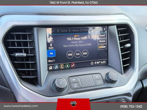 Used 2020 GMC Acadia SLT w/ Driver Alert Package II FWD image 29