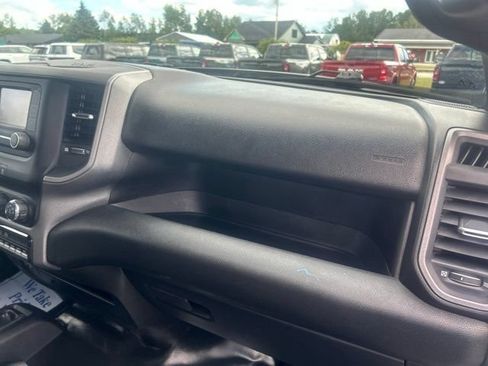 Used 2024 RAM 3500 Tradesman w/ Chrome Appearance Group AWD/4WD image 40