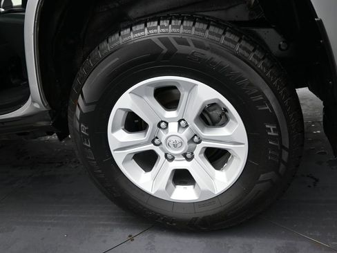 Used 2023 Toyota 4Runner SR5 image 38