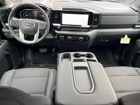 New 2026 GMC Sierra 1500 Elevation image 12
