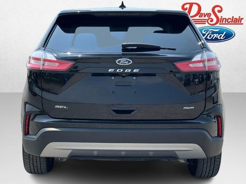 Used 2021 Ford Edge SEL w/ Convenience Package AWD/4WD image 8