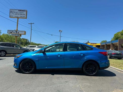 Used 2016 Ford Focus SE FWD image 8