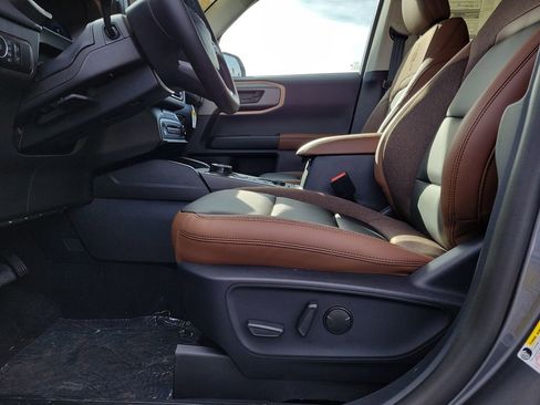 New 2025 Ford Bronco Sport Outer Banks w/ Outer Banks Tech Package+ image 17