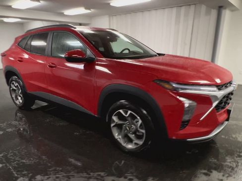 New 2026 Chevrolet Trax LT w/ Driver Confidence Package image 36