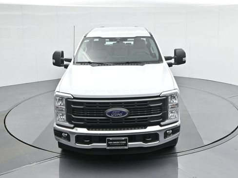 New 2026 Ford F350 XL w/ XL Chrome Package RWD image 38