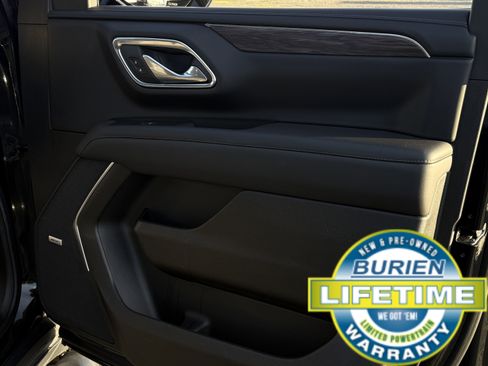 Used 2023 Chevrolet Suburban Z71 w/ Z71 Off-Road Package image 20