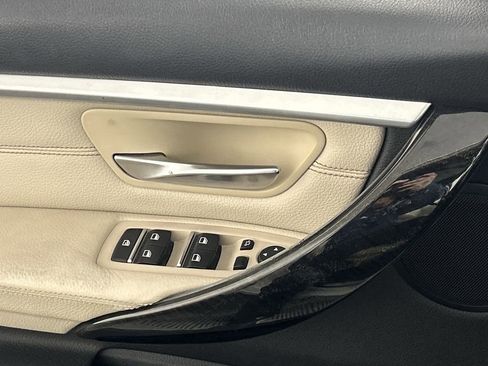 Used 2016 BMW 328i Sedan image 19