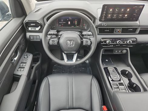 New 2026 Honda Pilot image 8
