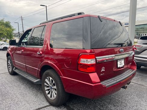 Used 2017 Ford Expedition XLT AWD/4WD image 3