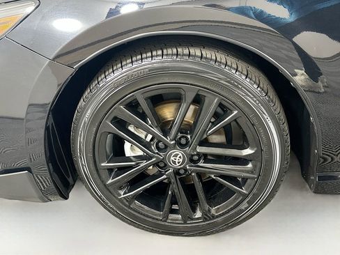 Used 2025 Toyota Camry SE FWD image 31