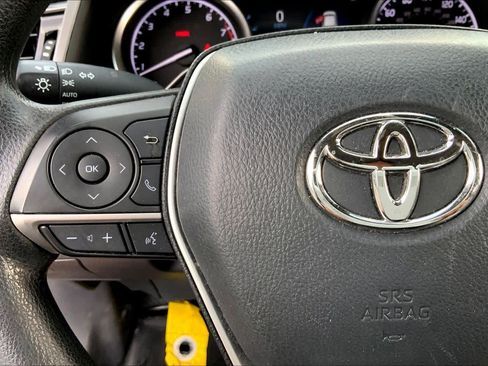 Used 2024 Toyota Camry LE AWD/4WD image 24