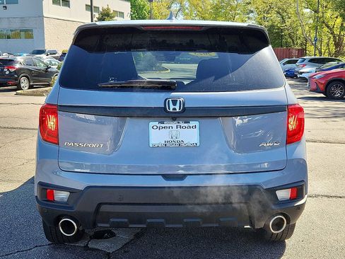 Used 2023 Honda Passport EX-L image 5