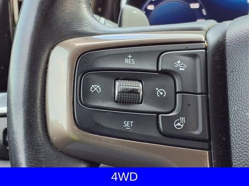 Used 2023 Chevrolet Silverado 1500 High Country w/ High Country Premium Package AWD/4WD image 13