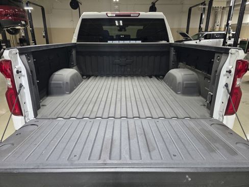 Used 2023 Chevrolet Silverado 1500 RST w/ Redline Edition image 15