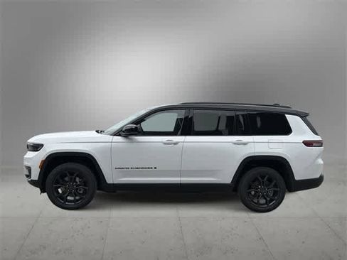 New 2025 Jeep Grand Cherokee L Limited image 5