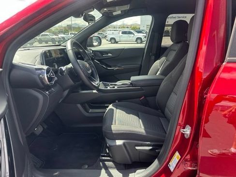 Used 2026 Chevrolet Equinox LT AWD/4WD image 15