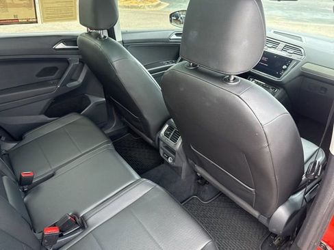 Used 2018 Volkswagen Tiguan S FWD image 17