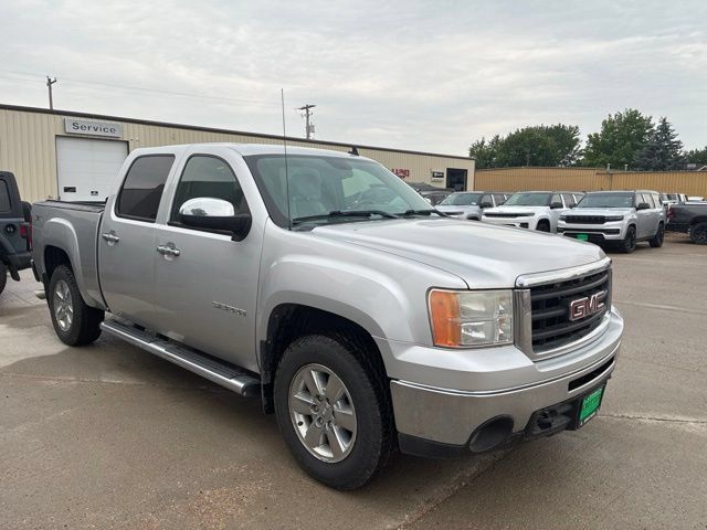 Used 2011 GMC Sierra 1500 SLE w/ Power Tech Package AWD/4WD image 4