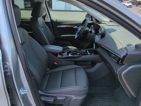 Used 2025 Buick Envision Preferred AWD/4WD image 29