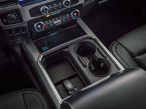 Used 2022 Ford F250 Lariat w/ Lariat Ultimate Package image 32