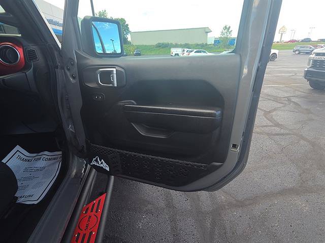Used 2021 Jeep Gladiator Rubicon w/ Cold Weather Group AWD/4WD image 10