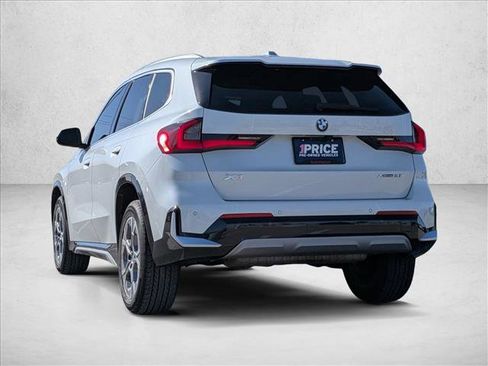 Used 2024 BMW X1 xDrive28i image 8