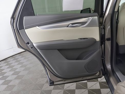 Used 2023 Cadillac XT5 Premium Luxury image 27