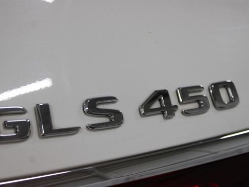 Used 2024 Mercedes-Benz GLS 450 4MATIC image 22