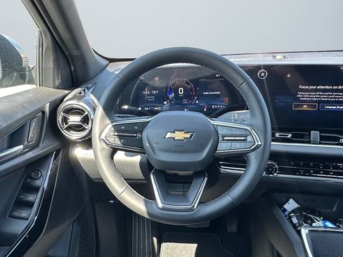 New 2026 Chevrolet Equinox LT AWD/4WD image 12