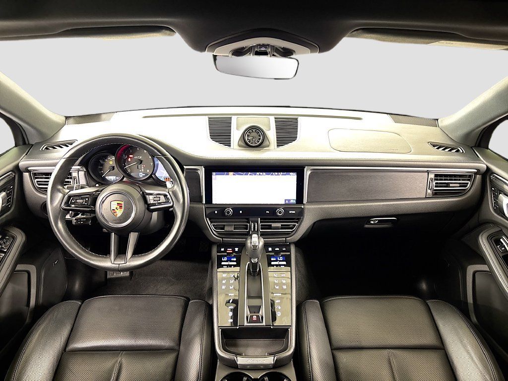 Used 2022 Porsche Macan GTS AWD/4WD image 9