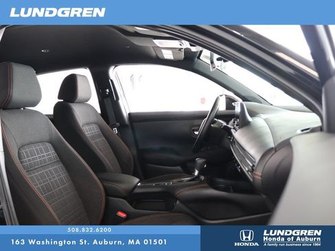 Used 2025 Honda HR-V Sport image 16