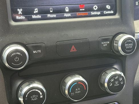 Used 2021 RAM 1500 Big Horn RWD image 28