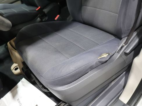 Used 2009 Dodge Grand Caravan SE w/ Climate Group FWD image 12