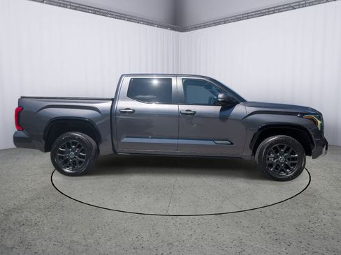 Used 2024 Toyota Tundra Platinum AWD/4WD image 2