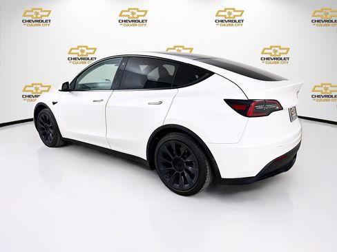 Used 2021 Tesla Model Y 2WD image 5