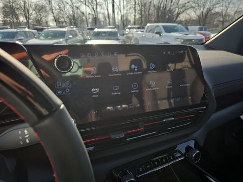 New 2025 Chevrolet Silverado EV RST image 38