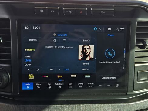 Used 2024 Ford F250 Platinum image 14