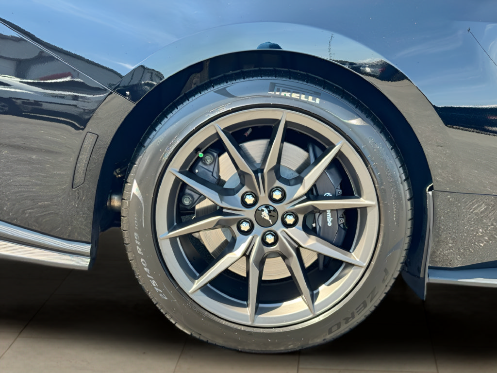 Used 2026 Ford Mustang Dark Horse RWD image 40