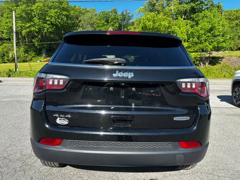 Used 2022 Jeep Compass Latitude w/ Convenience Group AWD/4WD image 15