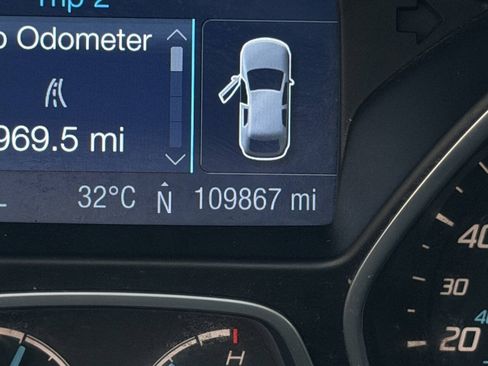 Used 2012 Ford Focus SE FWD image 12