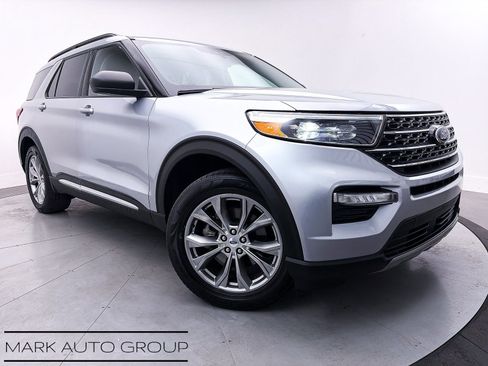 Used 2022 Ford Explorer XLT w/ Equipment Group 202A image 1
