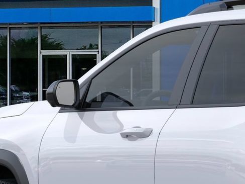 New 2026 Chevrolet Equinox LT w/ Midnight Edition FWD image 12