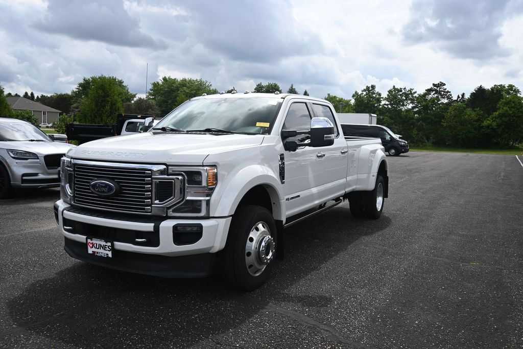 Used 2020 Ford F450 Platinum w/ FX4 Off-Road Package AWD/4WD image 4