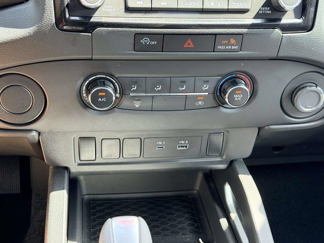 Used 2024 Nissan Frontier SV RWD image 21