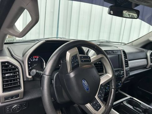 Used 2019 Ford F250 Lariat w/ FX4 Off-Road Package AWD/4WD image 10