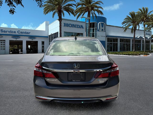 Used 2017 Honda Accord EX-L image 6