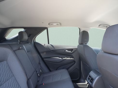 Used 2020 Chevrolet Equinox LT AWD/4WD image 15