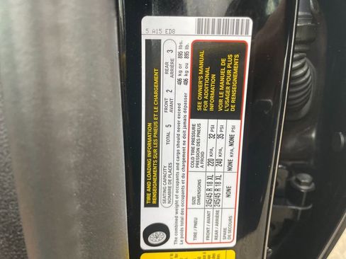 Used 2021 BMW 530i xDrive w/ Premium Package image 32