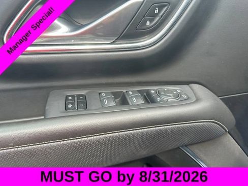 Used 2024 Chevrolet Tahoe Premier AWD/4WD image 13