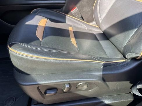 Used 2021 GMC Yukon XL AT4 w/ AT4 Premium Plus Package image 22